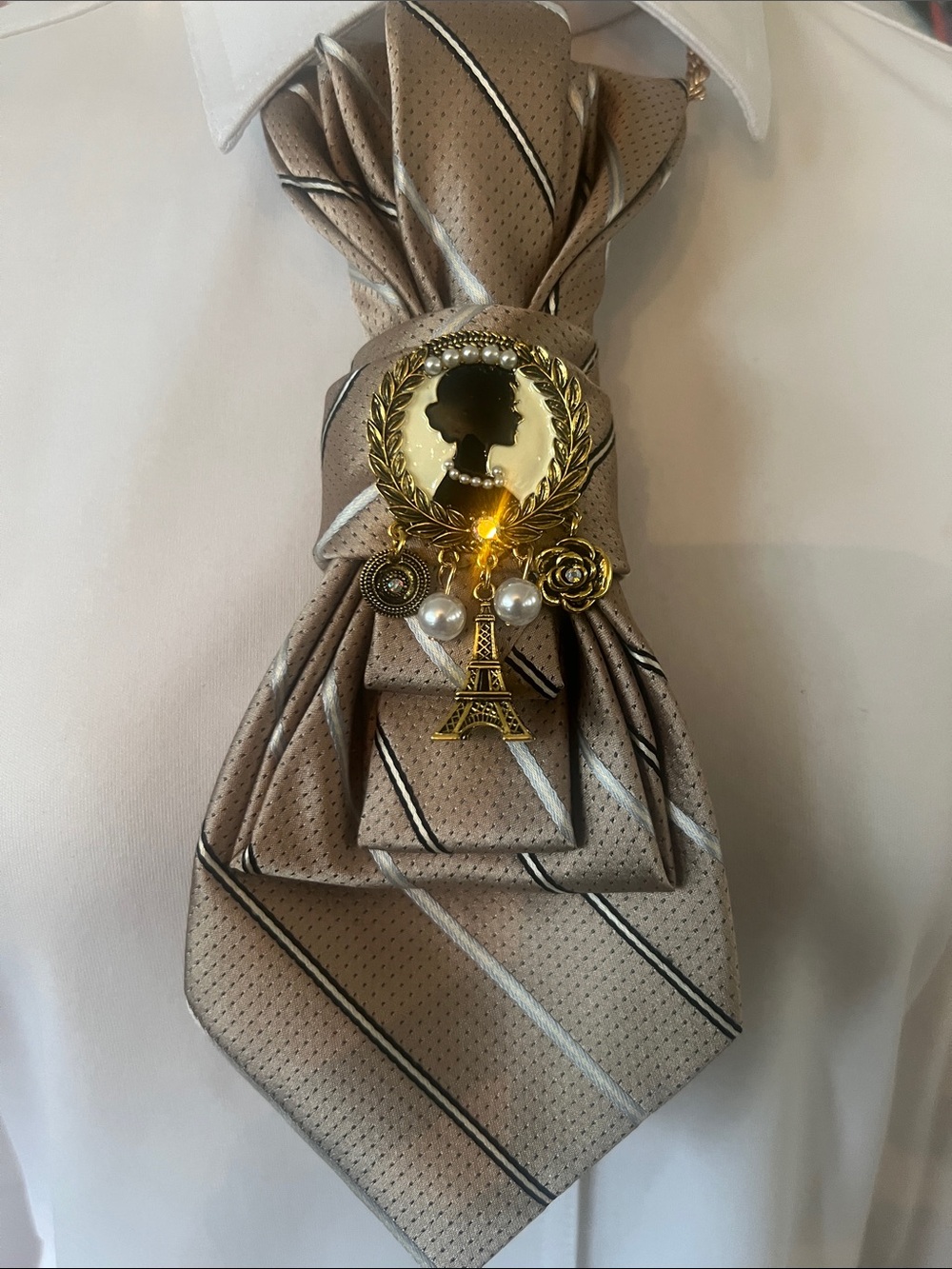 Elegant Taupe Fashion Tie necklace with Gold Cameo Brooch